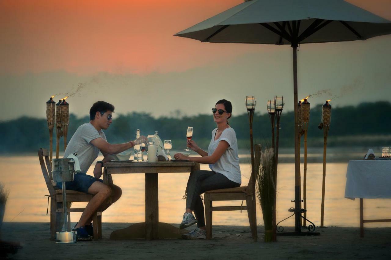 Barahi Jungle Lodge Meghauli Zewnętrze zdjęcie