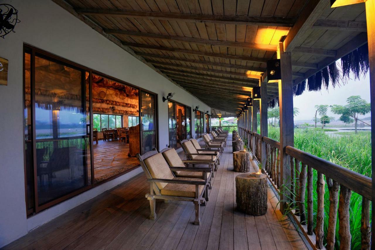 Barahi Jungle Lodge Meghauli Zewnętrze zdjęcie