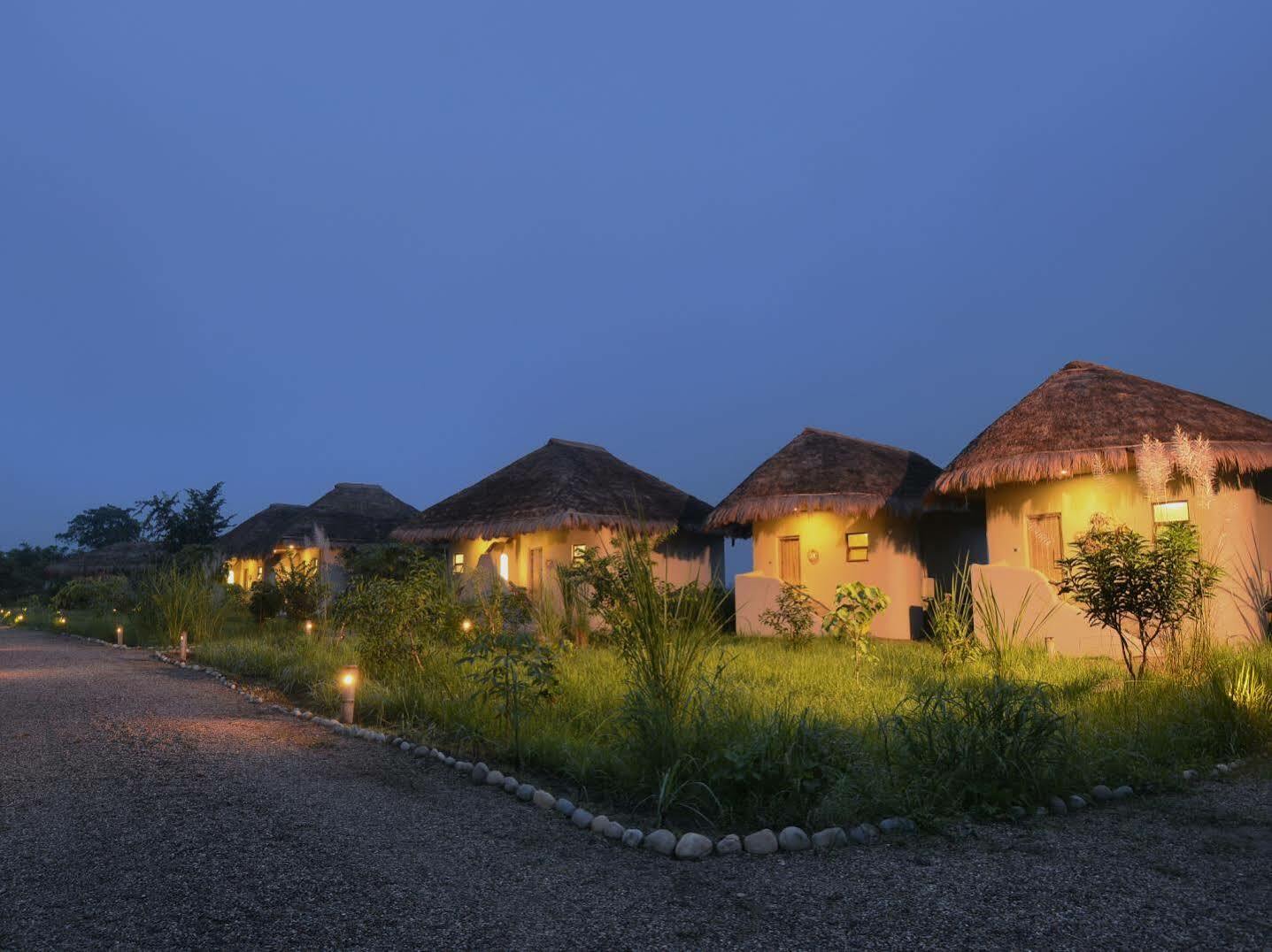Barahi Jungle Lodge Meghauli Zewnętrze zdjęcie