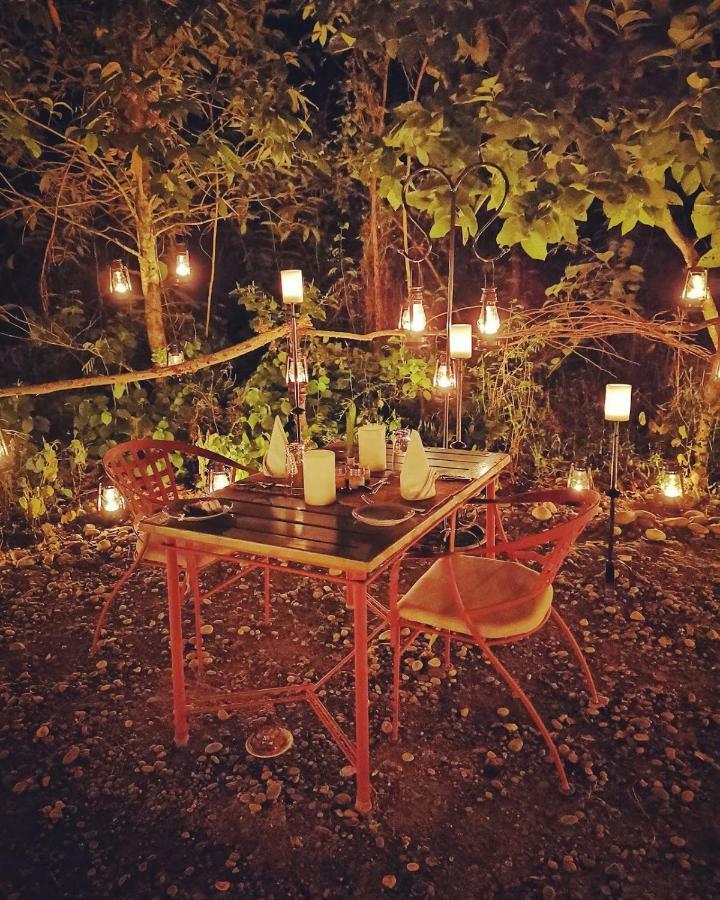 Barahi Jungle Lodge Meghauli Zewnętrze zdjęcie
